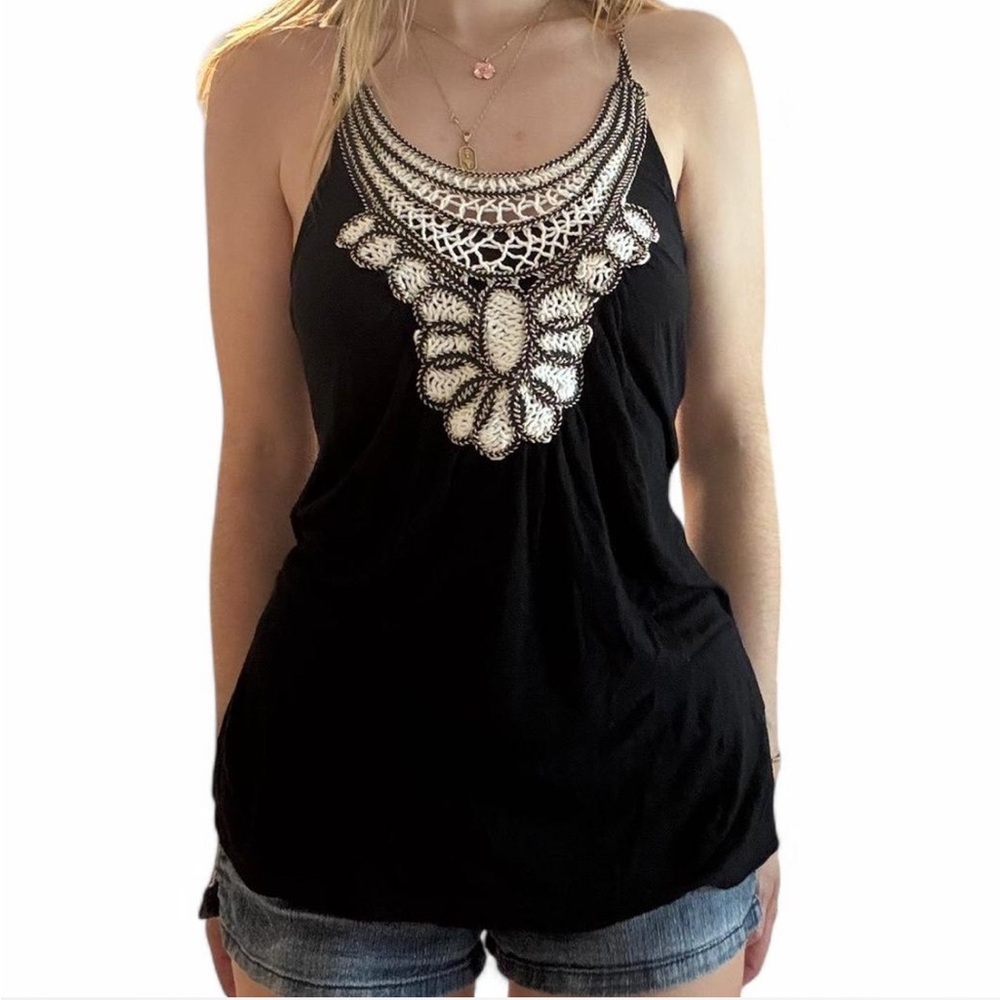 Vintage wet seal black top with beaded details and cross back 🪩